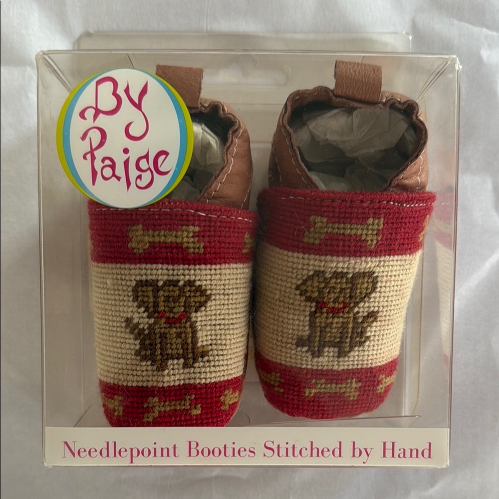 By Paige Needlepoint Dog Crib Shoes / Infant Shoes. NWT 0-6 Month